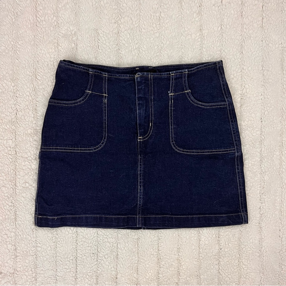 Vintage Y2k/90s Guess Jeans denim mini skirt ⭐️💚
